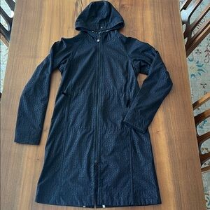 Lululemon long jacket Sz 6